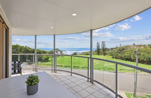 Point Arkwright Apartment | Oceanside Apartment with Views of Yaroomba Beach