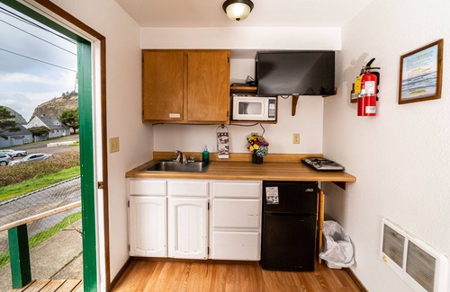 Oceanside Cabin | Oceanside Ocean Front Cabins