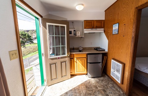 Oceanside Cabin | Oceanside Ocean Front Cabins