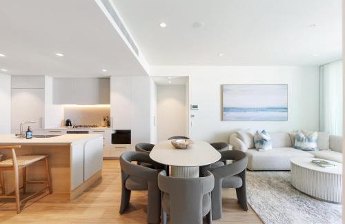 Coolangatta Apartment | Oceanview 2BR 2BA in The Miles Residences Kirra
