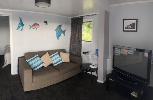Waihau Bay Apartment | Oceanview at Oruaiti Beach in Waihau Bay