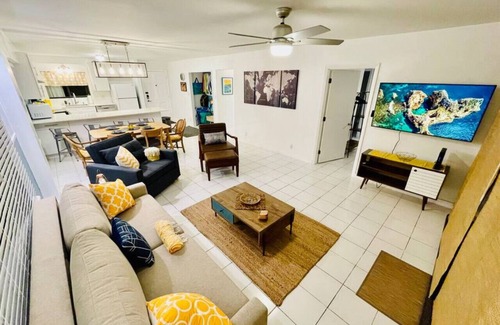 Rosendal Condo | Oceanview - Beautifully Updated 2 Bedroom Condo