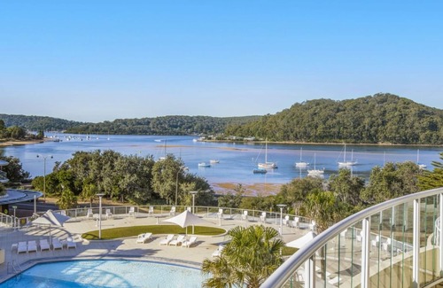 Ettalong Beach House | OCEANVIEW GEM - ETTALONG BEACH RESORT (WIFI)