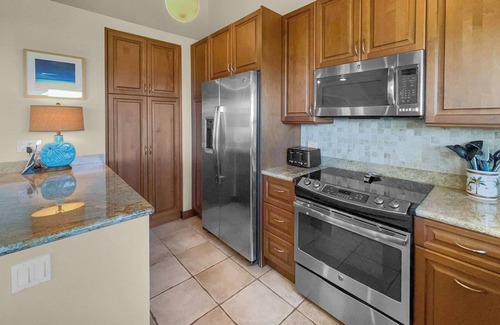 Wailea Condo | Oceanview Serenity Meets Modern Comfort: Discover Wailea Ekolu #402