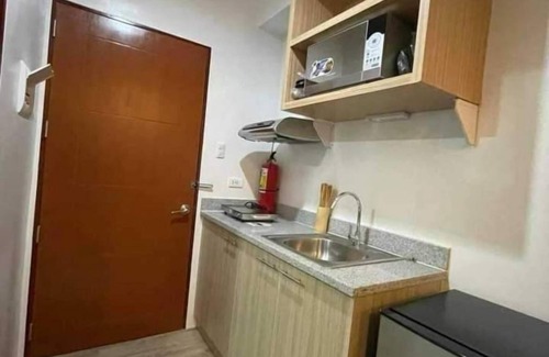 Taculing Apartment | Oceanview Studio: Bacolod City