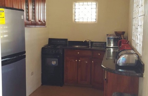 River Oaks Apartment | Ocho Rios Tamarind Villas
