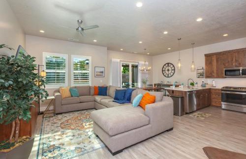 Santa Clara House | Ocotillo Spring Resort 44 Sky Fire Private Brand-New Home, Private Hot Tub, and Community Pool