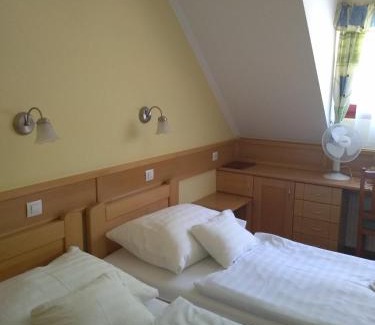 Ugod Bed & Breakfast | Odvaskő Panzió