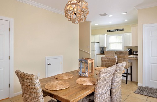 Key West House | OFF CALL ~ Rustic, Nautical Decor With King Primary Suite & Heated Pool!