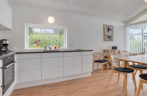 Lyngsbæk Strand House | "Øgoti" - 250m from the sea by Interhome