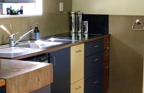 Ohope House | Ohope Beach 2Brm Weekender escape,handy to beach & more!