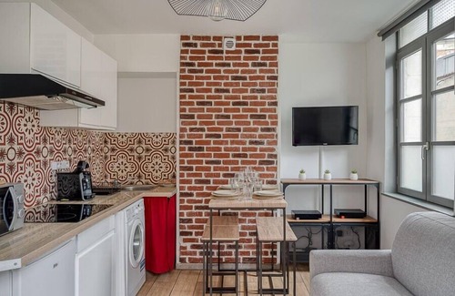 Valenciennes Apartment | OIQIA Minier