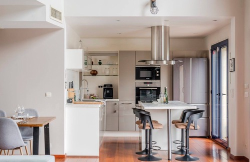 Barbery House | OIQIA Prestige