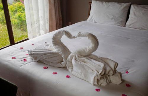 Andasibe Hotel | Oka Forest Lodge Andasibe