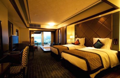 Nakama Hotel | Okinawa Kariyushi Resort EXES Onna