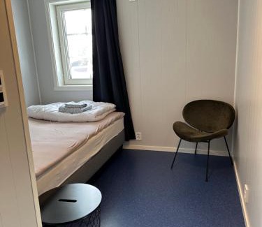 Kvaefjord Municipality House | Olaåsen Gård
