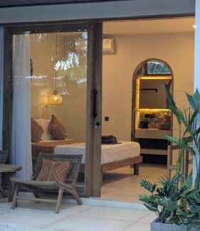 Selong Belanak House | Ola Ola Lombok