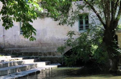 Vibrac House | Old 19th century mill in the heart of a pretty village