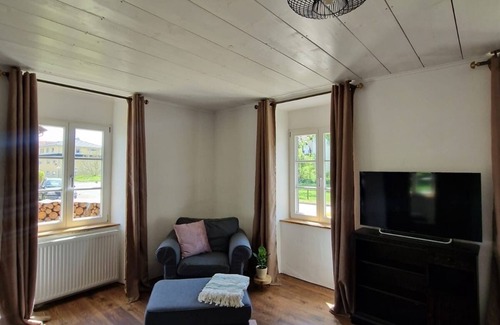 Huefingen Apartment | Old building in the Black Forest