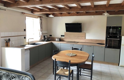 Saint-Michel-en-Greve House | Old farmhouse 100m², quiet, 500 m from the beach, sleeps 6-9