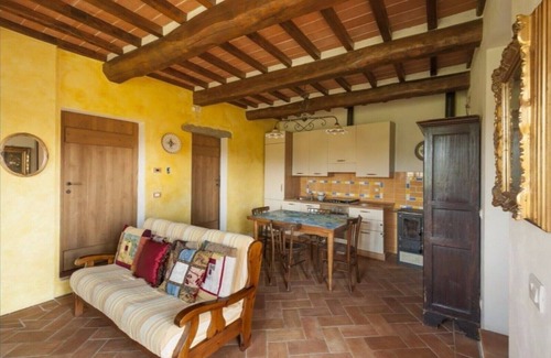 Monte San Savino Other | Old farmhouse surrounded by olive groves, near the village, 5 places, floor1,with swimming pool
