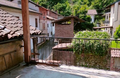 Bogogno House | Old Green House