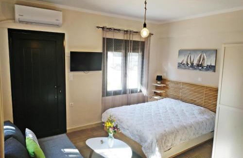 Longos Apartment | Old Harbour Apartments by CorfuEscapes