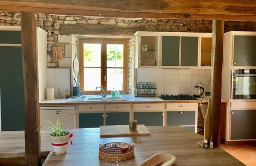 Saint-Jory-las-Bloux Villa | Old house in a quiet natural setting with swimming pool