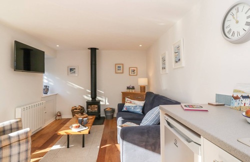 Bankend Cottage | OLD KILN COTTAGE, romantic, luxury holiday cottage in New Abbey