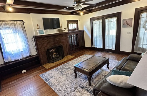 St. Petersburg - Clearwater House | Old NE bungalow, lower level near Black Crow. Walk or Bike with ease to downtown