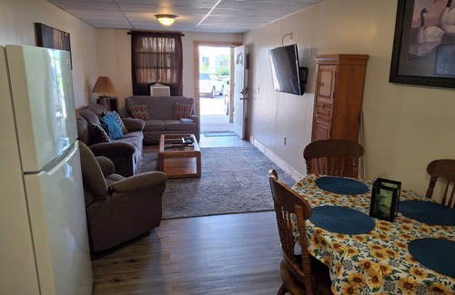 Olcott Apartment | Old Olcott Beach Firestation Guestrooms and Suites