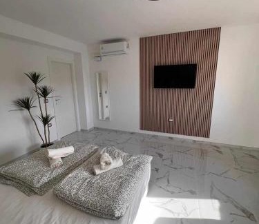 San Francesco Apartment | Old Port la Marina - Luna
