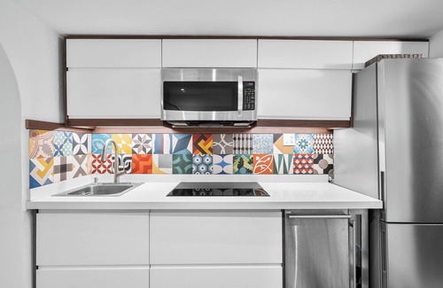 Catedral Apartment | Old San Juan Art Loft | A/C | High-speed Wi-Fi | Near El Morro