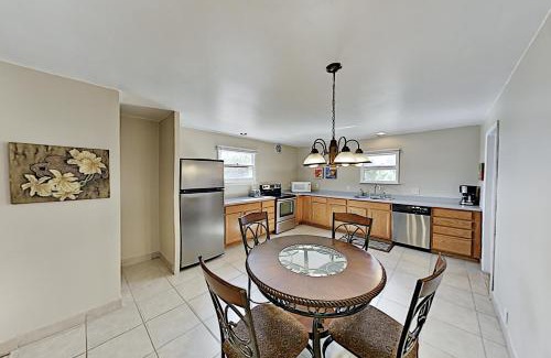 Santa Fe House | Old Santa Fe Manor - Unit A
