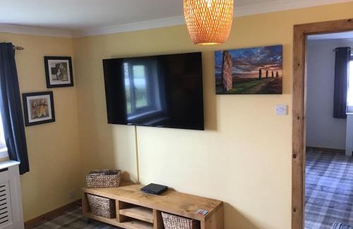 Burray Bed & Breakfast | Old School - Exclusive 5 Room private suite