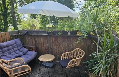 Kail House | Old School Kail Apartment 1