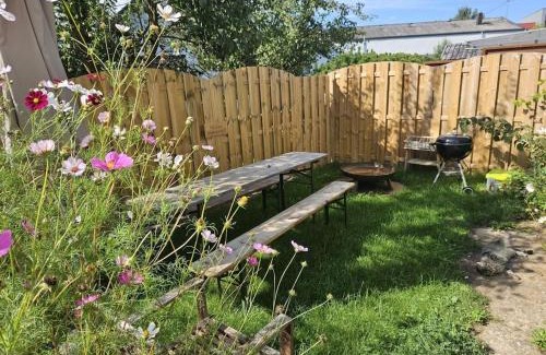 Kail House | Old School Kail Apartment 1