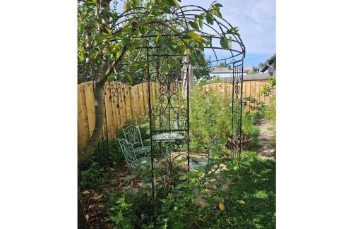 Kail House | Old School Kail Apartment 1