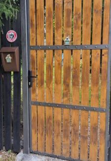 Risca House | OLD SHEPHERD Guest House