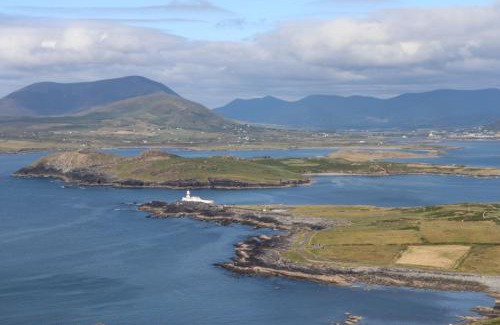 Valentia Island House | Old Stone Cottage at Valentia Island Escape