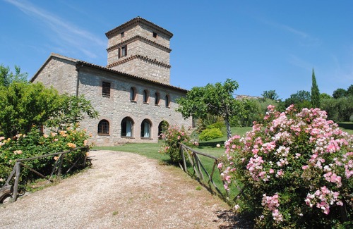 Monte Castello di Vibio Villa | Old stone farmhouse with tower and private swimming pool, in the countryside