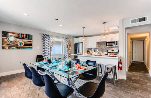 Scottsdale Estates Nine House | Old Town Abode by Rebl|Heated Pool|Spa|Ping Pong