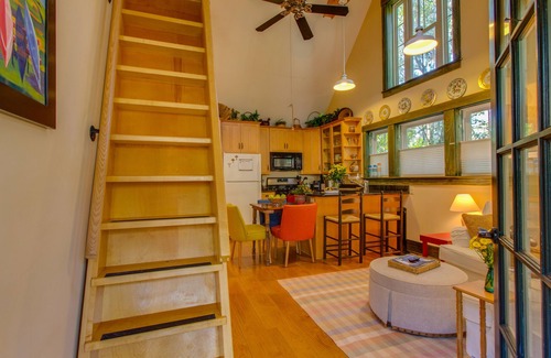 Olde Town House | Old Town Bluffton Bungalow Condo in Tidal Cove