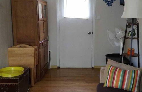 Chemainus House | Old Town Charmer In-Law Suite Walking Distance To Beach and Ammenities