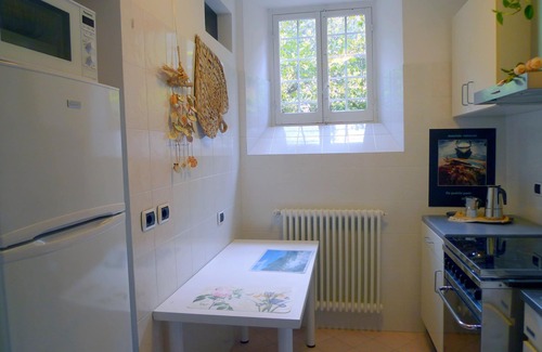 Levanto Apartment | Old town, detached property within walking distance of the sea and all services
