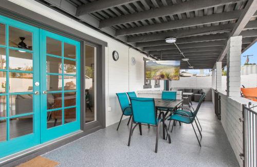 Peaceful Valley House | Old Town Oasis Wheated Pool, Hot Tub, & Fire Pit
