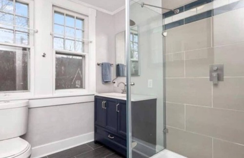 Portsmouth House | Old Towne Luxe is a historic home with modern updates in walkable Old Towne.