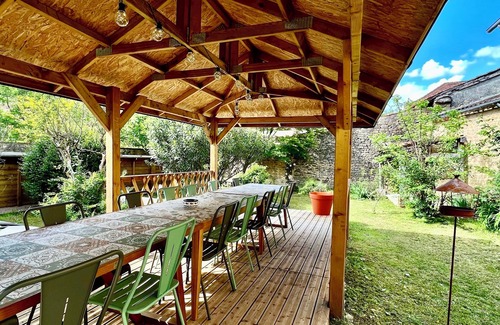 Mauzac-et-Grand-Castang House | Old village inn by the river DORDOGNE