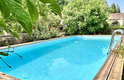 Mauzac-et-Grand-Castang House | Old village inn by the river DORDOGNE
