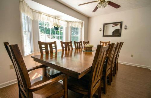 Luray House | Old Wagon Lodge In Shenandoah Woods - Starlink Satellite Wi-Fi